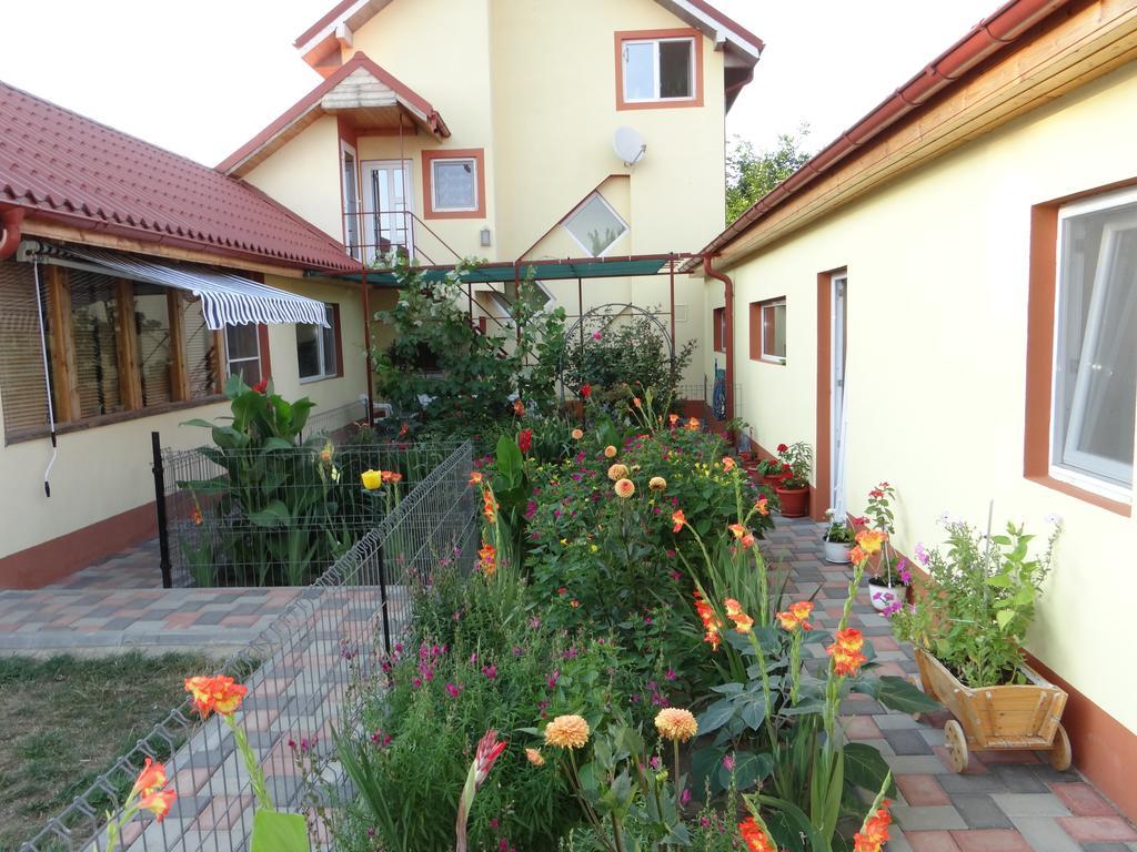 Maria-Antonia Hotel Mangalia Ngoại thất bức ảnh